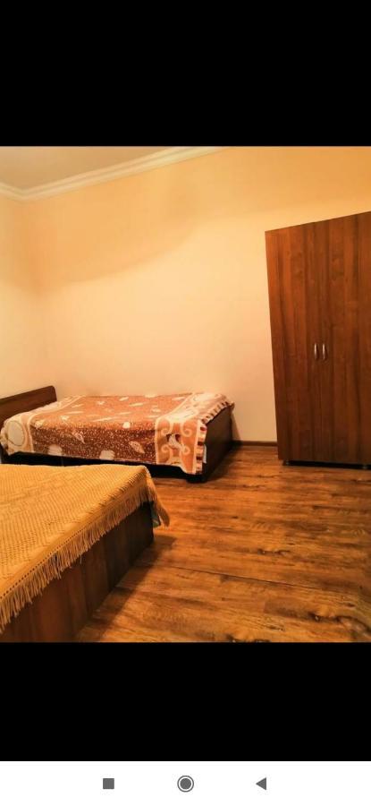 Guesthouse Mira กากรา ภายนอก รูปภาพ